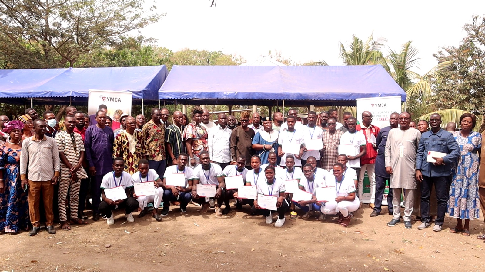 CFER-YMCA Togo: 18 jeunes entrepreneurs agricoles reçoivent leurs certificats de fin de formation