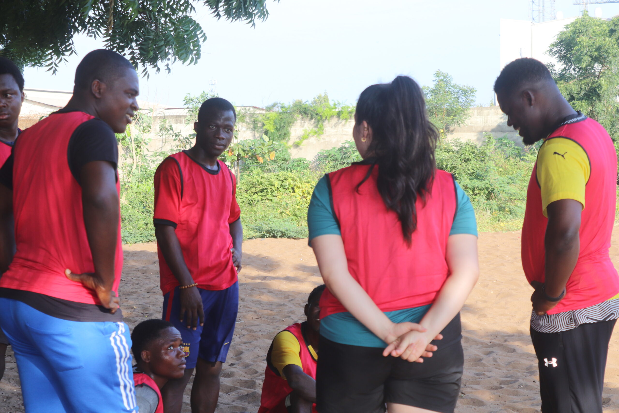 Au YMCA Togo, animateurs et personnel chaussent les crampons pour le retour des « Vendredis Sport » 2-(UCJG)YMCA Togo IMG 0277 scaled-(UCJG)YMCA Togo